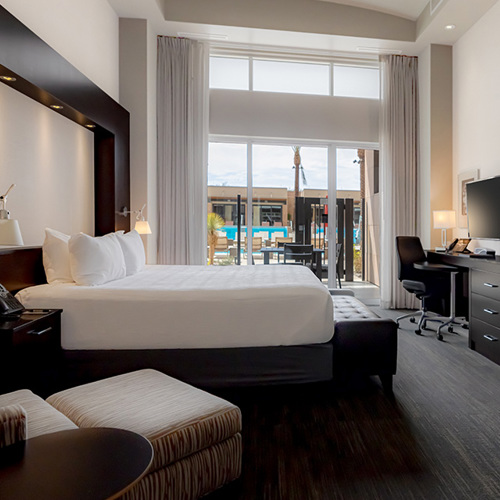 1120X640 Deluxe Poolside 2