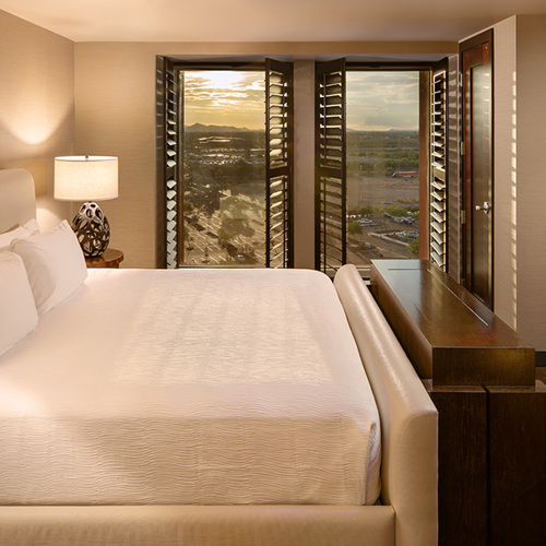 1120X640 Luxury King 4